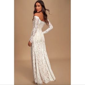 Lulu's Romance Dreamer White Lace Off-the-Shoulder Maxi Bridal Dress NEW Small